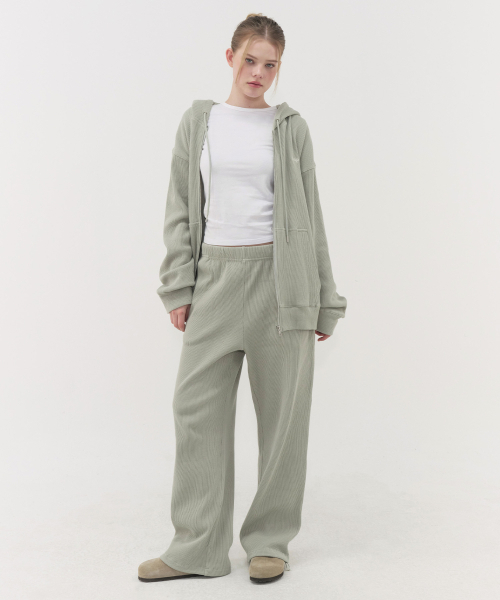 LAZYZ（レイジジ）の「ベイクドワッフルラウンジストリングパンツ（5色展開）（スウェットパンツ・レディース・ブラウン/ライトグレー/オリーブ/エメラルドブルー/イエロー・FREE）」の16枚目の写真