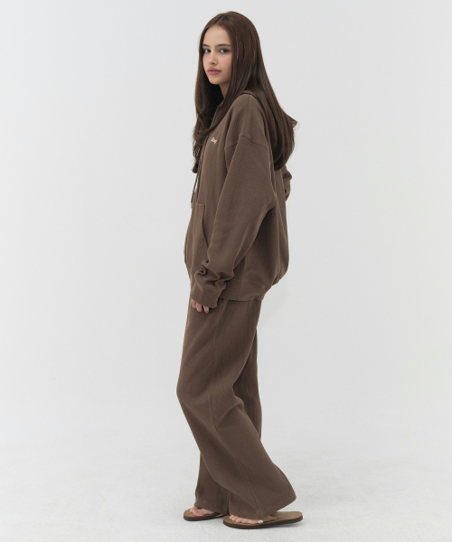 LAZYZ（レイジジ）の「ベイクドワッフルラウンジストリングパンツ（5色展開）（スウェットパンツ・レディース・ブラウン/ライトグレー/オリーブ/エメラルドブルー/イエロー・FREE）」の15枚目の写真