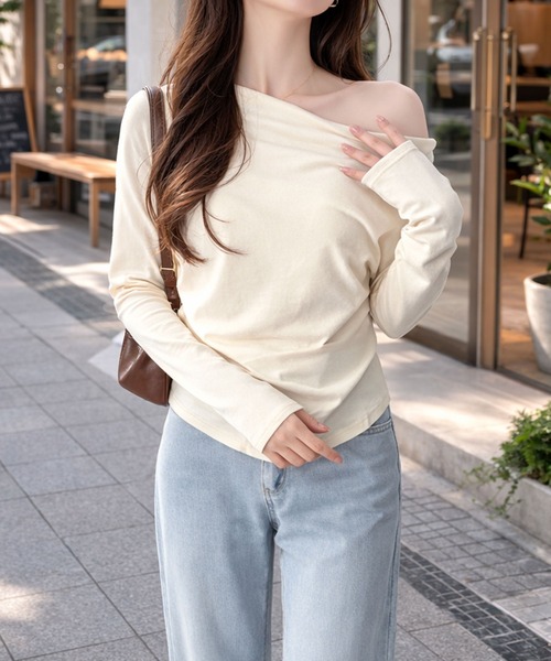 Dewlily(デューリリー)の「お好みの着方でコーデを楽しめる♪ ドレープネックマルチWAYカットソー(Tシャツ/カットソー・レディース・グレー/アイボリー/ブラック・L/M/S)」の9枚目の写真