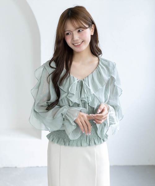clear（クリア）の「ラメシアーフリルアンサンブル［骨格ウェーブ/シャーリング/フェミニン］（シャツ/ブラウス・レディース・ミント/オフホワイト/ライトベージュ/ブラック/ピンク・F）」の5枚目の写真