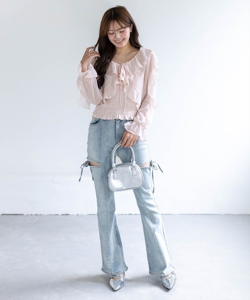 clear（クリア）の「ラメシアーフリルアンサンブル［骨格ウェーブ/シャーリング/フェミニン］（シャツ/ブラウス・レディース・ミント/オフホワイト/ライトベージュ/ブラック/ピンク・F）」の12枚目の写真