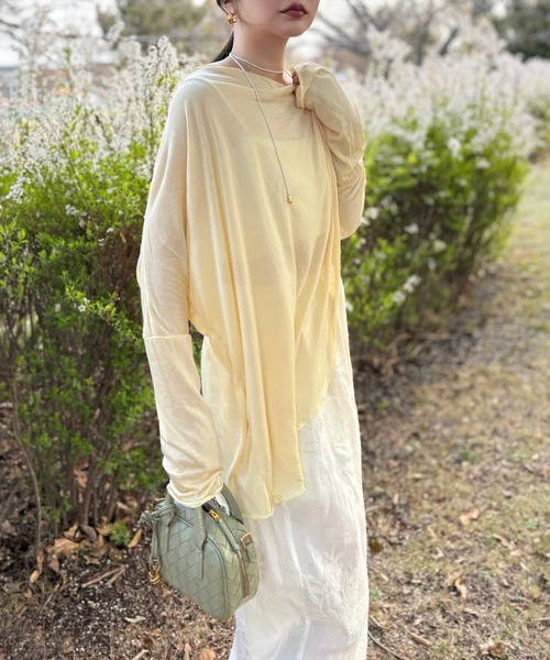 LAULEN(ローレン)の「drape neck slit nuance tops /ドレープネックスリットニュアンス長袖トップス(Tシャツ/カットソー・レディース・ブルー/ベージュ/イエロー/ブラック/アイボリー・FREE)」の5枚目の写真