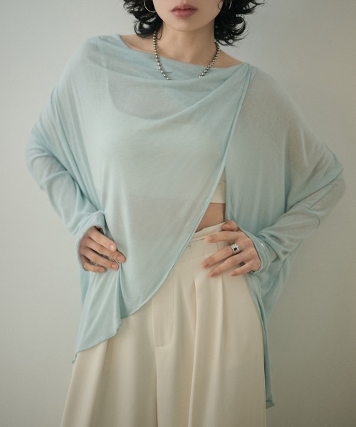 LAULEN(ローレン)の「drape neck slit nuance tops /ドレープネックスリットニュアンス長袖トップス(Tシャツ/カットソー・レディース・ブルー/ベージュ/イエロー/ブラック/アイボリー・FREE)」の15枚目の写真