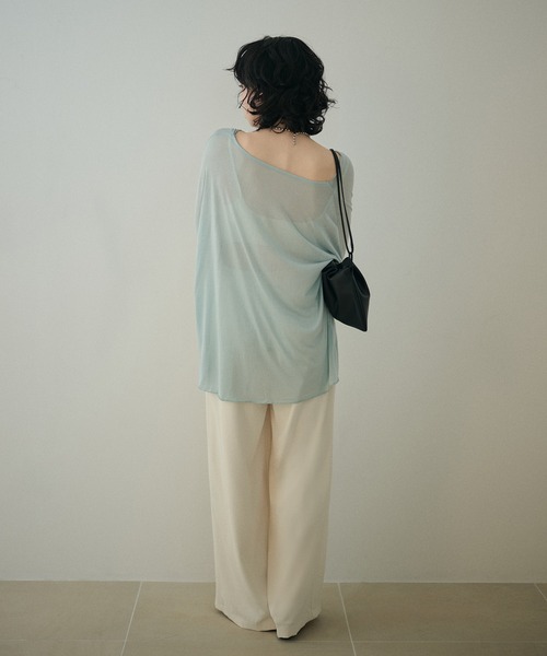 LAULEN(ローレン)の「drape neck slit nuance tops /ドレープネックスリットニュアンス長袖トップス(Tシャツ/カットソー・レディース・ブルー/ベージュ/イエロー/ブラック/アイボリー・FREE)」の18枚目の写真