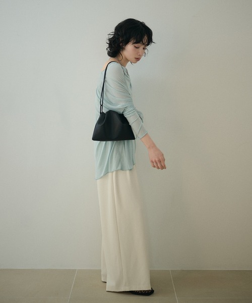 LAULEN(ローレン)の「drape neck slit nuance tops /ドレープネックスリットニュアンス長袖トップス(Tシャツ/カットソー・レディース・ブルー/ベージュ/イエロー/ブラック/アイボリー・FREE)」の19枚目の写真