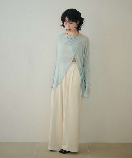 LAULEN(ローレン)の「drape neck slit nuance tops /ドレープネックスリットニュアンス長袖トップス(Tシャツ/カットソー・レディース・ブルー/ベージュ/イエロー/ブラック/アイボリー・FREE)」の20枚目の写真