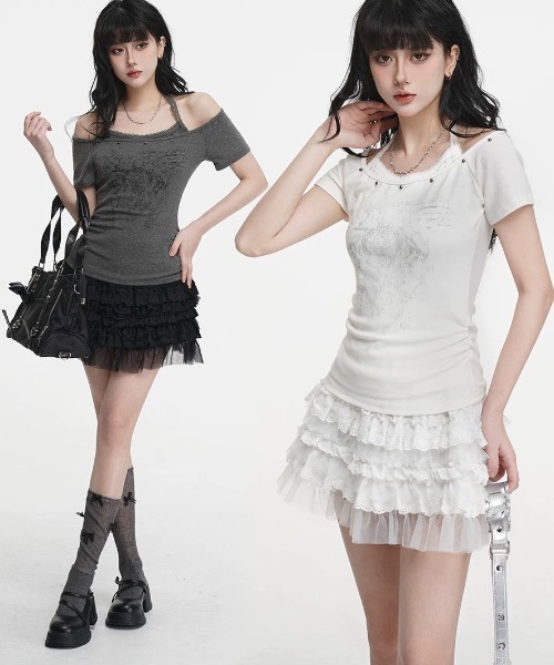 .KOM(ドットコム)の「A'GEM/9 × .kom 『.KOM/ドットケーオーエム』レースホルターレイヤードトップス(Tシャツ/カットソー・レディース・ホワイト/グレー・FREE)」の5枚目の写真