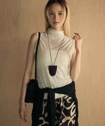 LAULEN（ローレン）の「high neck sleeveless tops  ハイネックノースリーブカットソー（Tシャツ/カットソー）」