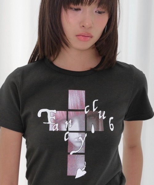 FANCY CLUB(ファンシークラブ)の「【FANCY CLUB】CROSS KIRA TEE / 【ファンシークラブ】クロスキラ半袖Tシャツ<着用動画あり>(Tシャツ/カットソー・レディース・ブラック/ホワイト/ピンク・ONE SIZE)」の15枚目の写真