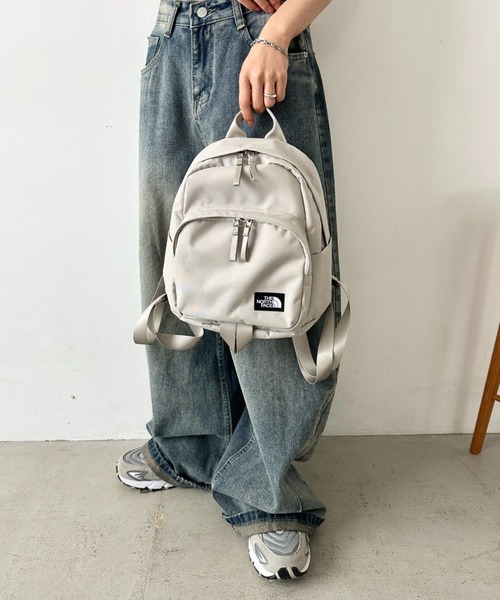 THE NORTH FACE(ザノースフェイス)の「THE NORTH FACE(ザ・ノースフェイス)/軽量 ミニリュック 10L /TNF DAY PACK MINI(バックパック/リュック・レディース・ブラック/ホワイト・FREE)」の22枚目の写真