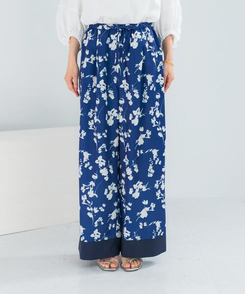 URBAN RESEARCH ROSSO WOMEN(アーバンリサーチ ロッソ)の「フラワーモチーフプリントパンツ(その他パンツ・レディース・グリーン/ブルー・36/38)」の15枚目の写真