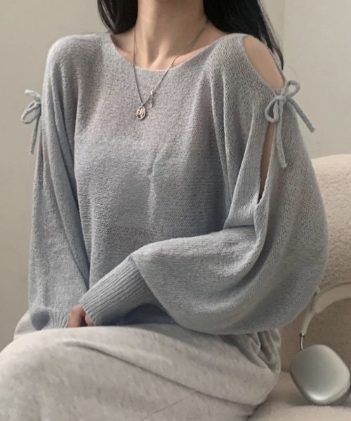 mielu（ミエル）の「ポイントリボンスリットサマーニット（ニット/セーター・レディース・グレー/ホワイト/ブラック・FREE）」の2枚目の写真