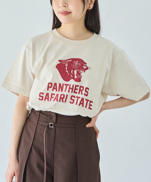 LAVEANGE(ラビアンジェ)の「カレッジロゴプリントTシャツ|大人カジュアル/大人こなれロゴ/ゆったりシルエット/半袖Tシャツ/綿100%(Tシャツ/カットソー・レディース・ホワイト/ネイビー/ダークブラウン/ライトベージュ・4L/3L/LL/M)」の13枚目の写真