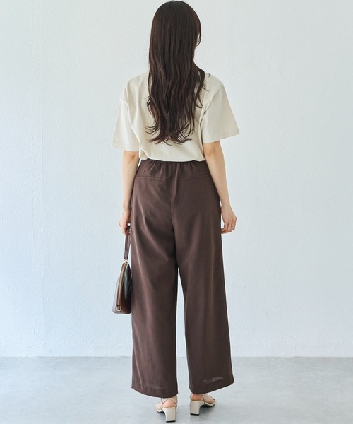 LAVEANGE(ラビアンジェ)の「カレッジロゴプリントTシャツ|大人カジュアル/大人こなれロゴ/ゆったりシルエット/半袖Tシャツ/綿100%(Tシャツ/カットソー・レディース・ホワイト/ネイビー/ダークブラウン/ライトベージュ・4L/3L/LL/M)」の20枚目の写真