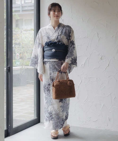 slattgir（スラットジール）の「高身長　花柄ゆかたセット（ゆかた＋へこ帯）（トールサイズ）（浴衣・レディース・ホワイト系・M～Ｌ）」の5枚目の写真