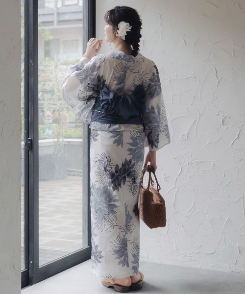 slattgir（スラットジール）の「高身長　花柄ゆかたセット（ゆかた＋へこ帯）（トールサイズ）（浴衣・レディース・ホワイト系・M～Ｌ）」の9枚目の写真