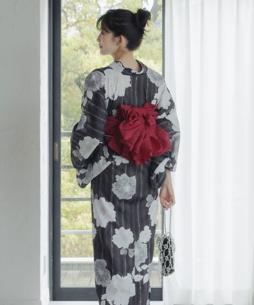 slattgir（スラットジール）の「高身長　花柄ゆかたセット（ゆかた＋へこ帯）（トールサイズ）（浴衣・レディース・ホワイト系・M～Ｌ）」の15枚目の写真