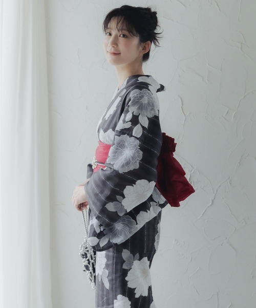 slattgir（スラットジール）の「高身長　花柄ゆかたセット（ゆかた＋へこ帯）（トールサイズ）（浴衣・レディース・ホワイト系・M～Ｌ）」の17枚目の写真