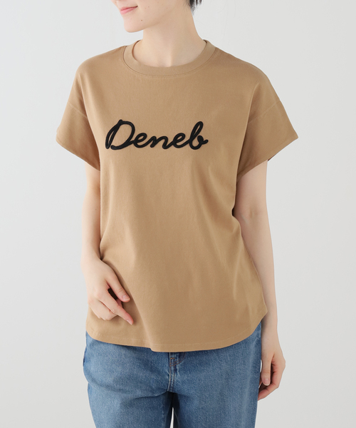 La TOTALITE（ラトータリテ）の「【洗える】Munich/ミューニック 刺繍ロゴTシャツ（Tシャツ/カットソー・レディース・ホワイト/キャメル・FREE）」の2枚目の写真