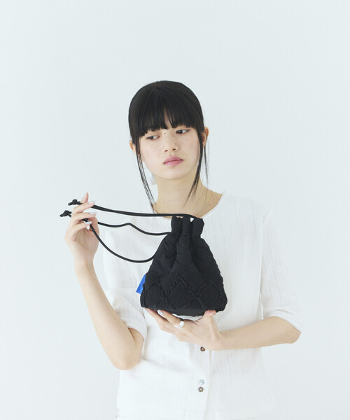 Firsthand(ファーストハンド)の「Firsthand/ファーストハンド フラワーキルト パッチワーク 巾着バッグ(ハンドバッグ・レディース・ホワイト/ブラック/ネイビー/ブラウン・ONE SIZE)」の15枚目の写真
