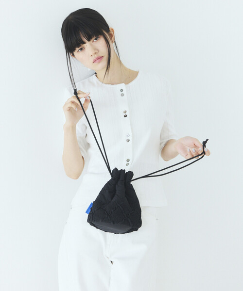 Firsthand(ファーストハンド)の「Firsthand/ファーストハンド フラワーキルト パッチワーク 巾着バッグ(ハンドバッグ・レディース・ホワイト/ブラック/ネイビー/ブラウン・ONE SIZE)」の18枚目の写真