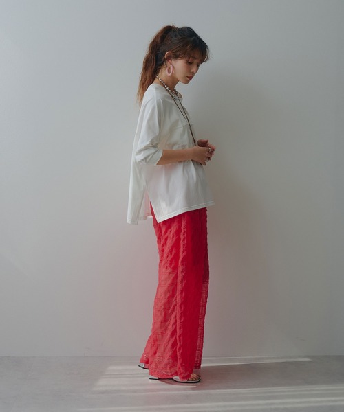 bohmal(ボマール)の「【接触冷感】【イージーケア】マルチウェイルーズTシャツ(Tシャツ/カットソー・レディース・ホワイト/ブルー/ブラック/ライム・FREE)」の5枚目の写真