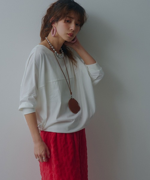 bohmal(ボマール)の「【接触冷感】【イージーケア】マルチウェイルーズTシャツ(Tシャツ/カットソー・レディース・ホワイト/ブルー/ブラック/ライム・FREE)」の6枚目の写真