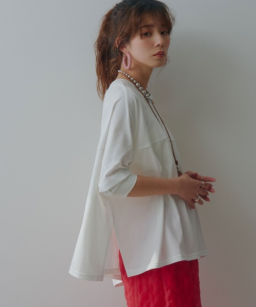 bohmal(ボマール)の「【接触冷感】【イージーケア】マルチウェイルーズTシャツ(Tシャツ/カットソー・レディース・ホワイト/ブルー/ブラック/ライム・FREE)」の8枚目の写真