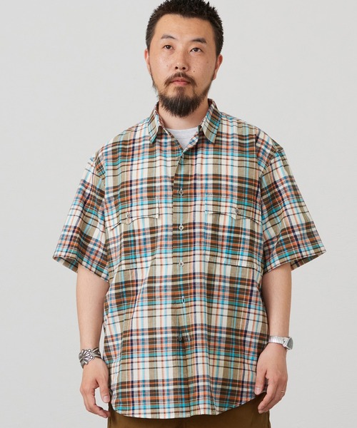 Lee(リー)の「Lee/リー ハーフスリーブサファリシャツ ライトウエイトマドラスチェック(シャツ/ブラウス・メンズ・ネイビー/レッド/オレンジ・SMALL/MEDIUM/LARGE/X-LARGE)」の3枚目の写真