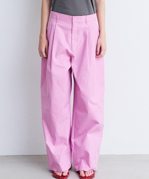 LE CIEL BLEU(ルシェルブルー)の「グロスフィニッシュチノパンツ / Gloss-Finish Chino Pants(その他パンツ・レディース・ピンク/グレー・38/34/36)」の18枚目の写真