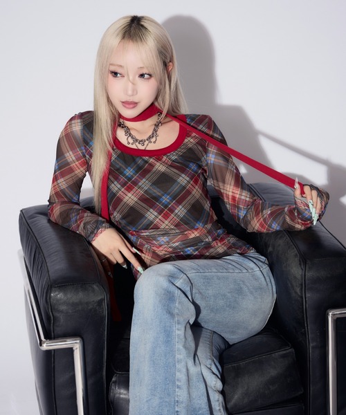 tinkerend（ティンカーエンド）の「【首紐付き】Retro Check Long T-shirt / レトロチェックロングTシャツ（Tシャツ/カットソー・レディース・ピンク/レッド・FREE）」の2枚目の写真