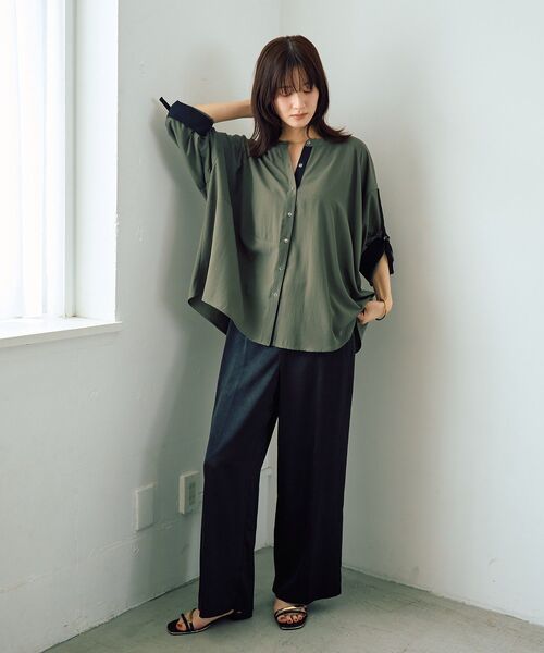 Editt by YECCA VECCA(エディットバイイェッカヴェッカ)の「2wayドロストスリーブバンドカラーシャツ(シャツ/ブラウス・レディース・ホワイト/サックスブルー/カーキ・FREE)」の10枚目の写真