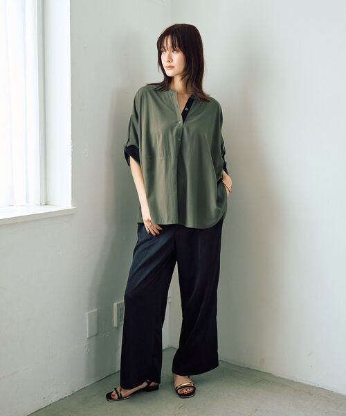 Editt by YECCA VECCA(エディットバイイェッカヴェッカ)の「2wayドロストスリーブバンドカラーシャツ(シャツ/ブラウス・レディース・ホワイト/サックスブルー/カーキ・FREE)」の9枚目の写真