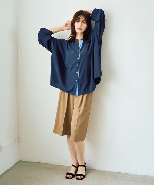 Editt by YECCA VECCA（エディットバイイェッカヴェッカ）の「2wayドロストスリーブバンドカラーシャツ（シャツ/ブラウス・レディース・ホワイト/サックスブルー/カーキ・FREE）」の15枚目の写真