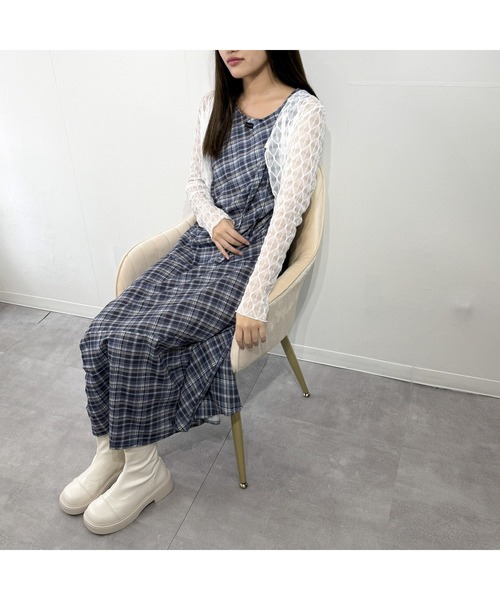 marcydorn（マーシードルン）の「韓国風透け感ショート丈羽織りカーディガン ブラウス（シャツ/ブラウス・レディース・ホワイト/ブラック・ONE SIZE）」の4枚目の写真