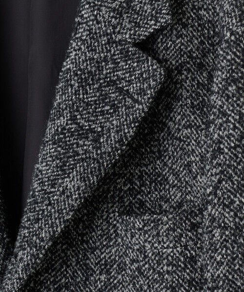 MEN'S BIGI(メンズビギ)の「【BASED ON MEN'S BIGI HERITAGE】ヘリンボーン シングルチェスターコート(チェスターコート・メンズ・ブラック系その他・02/03)」の12枚目の写真