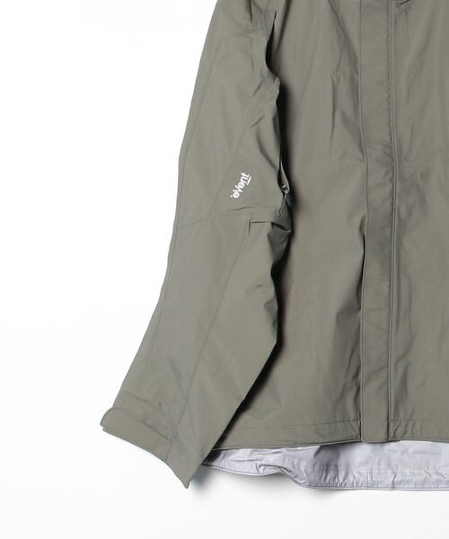 WILD THINGS(ワイルドシングス)の「アルピニスト ハードシェルジャケット│ALPINIST HARD SHELL JACKET(ナイロンジャケット・メンズ・コバルトブルー/イエロー系その他/セージグリーン/ブラック・S/L/M)」の8枚目の写真