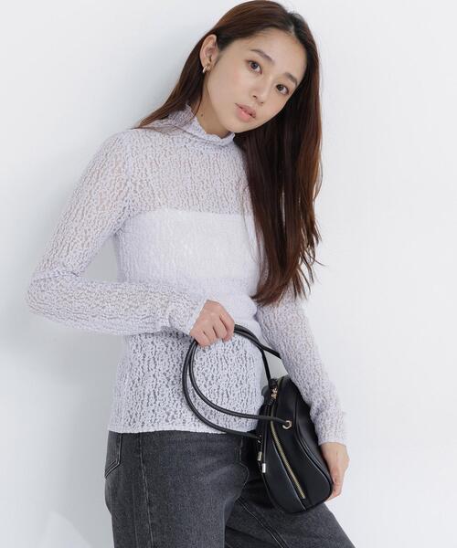 NATURAL BEAUTY BASIC（ナチュラルビューティーベーシック）の「ハイネックレースカットソー（Tシャツ/カットソー・レディース・オフホワイト/ブラック/ラベンダー・ﾌﾘ-）」の3枚目の写真