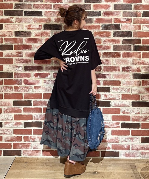 RODEO CROWNS WIDE BOWL(ロデオクラウンズワイドボウル)の「ドッキングパターンマキシワンピース(ワンピース・レディース・ブラック/ダークグリーン/ブラウン/オフホワイト・FREE)」の1枚目の写真