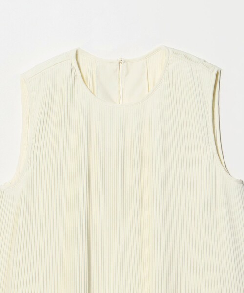 A DAY IN THE LIFE UNITED ARROWS(アデイインザライフユナイテッドアローズ)の「プリーツ フレア ノースリーブブラウス <A DAY IN THE LIFE>(シャツ/ブラウス・レディース・ライトブルー/ブラック/オフホワイト・FREE)」の18枚目の写真