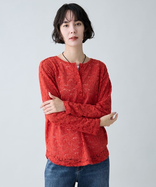 ANY(エニィ)の「ヘンリーネックレースプルオーバー(Tシャツ/カットソー・レディース・レッド系/アイボリー系/ダークブラウン系・F)」の3枚目の写真