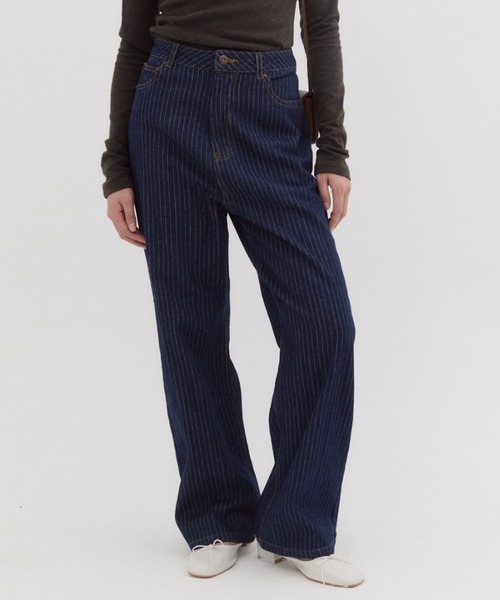 FUULLY STUDIO(フーリィーステューディオ)の「ストライプデニムパンツ(デニムパンツ・レディース・ネイビー・SMALL/MEDIUM)」の1枚目の写真