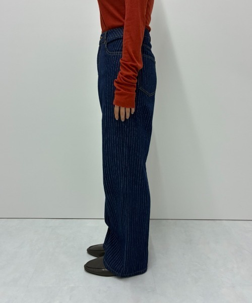 FUULLY STUDIO(フーリィーステューディオ)の「ストライプデニムパンツ(デニムパンツ・レディース・ネイビー・SMALL/MEDIUM)」の16枚目の写真