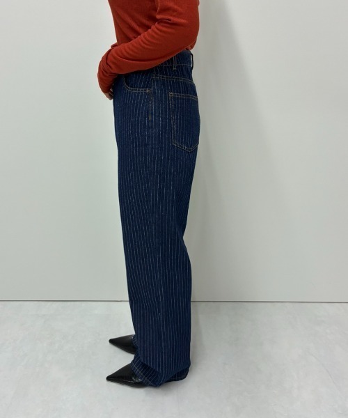 FUULLY STUDIO(フーリィーステューディオ)の「ストライプデニムパンツ(デニムパンツ・レディース・ネイビー・SMALL/MEDIUM)」の19枚目の写真