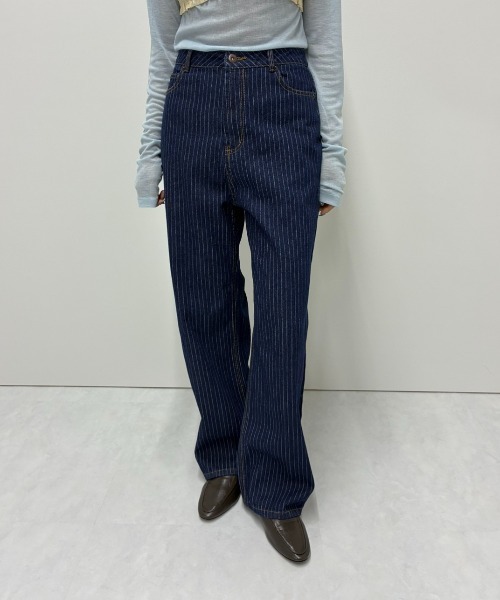 FUULLY STUDIO(フーリィーステューディオ)の「ストライプデニムパンツ(デニムパンツ・レディース・ネイビー・SMALL/MEDIUM)」の21枚目の写真