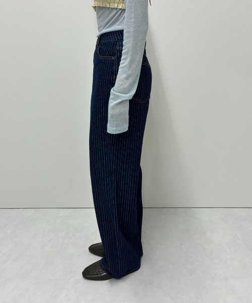 FUULLY STUDIO(フーリィーステューディオ)の「ストライプデニムパンツ(デニムパンツ・レディース・ネイビー・SMALL/MEDIUM)」の22枚目の写真