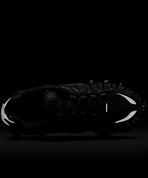 NIKE(ナイキ)の「NIKE W SHOX TL AR3566-002(スニーカー・メンズ・ブラック・23.5cm/24cm/24.5cm)」の9枚目の写真