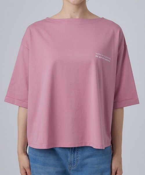 SHOO・LA・RUE(シューラルー)の「【ひんやり/体型カバー】首元すっきり ゆるバックギャザーTシャツ(Tシャツ/カットソー・レディース・チャコールグレー/ライトベージュ/ピンク系・00)」の13枚目の写真