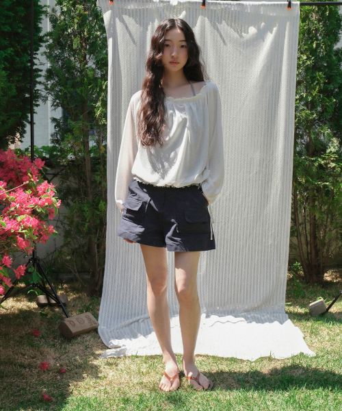 MOUI(モウイ)の「Cargo pocket shorts (NAVY)(その他パンツ・レディース・その他・MEDIUM)」の4枚目の写真