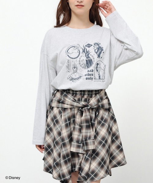 Honeys(ハニーズ)の「ヴィランズ/ゆるTシャツ(Tシャツ/カットソー・レディース・パープル/スミクロ/ダークブルー/オートミール・LL/M/S/SS/L)」の5枚目の写真